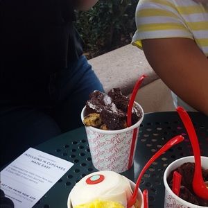 Meet your Posher, Miriam